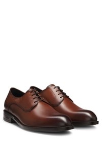 Derby shoes in leather with double stitching