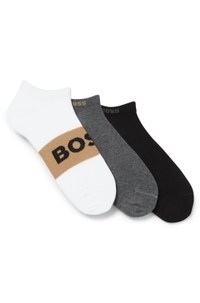 Three-pack of ankle-length socks in a cotton blend