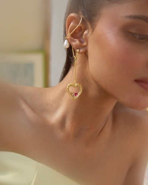 Treasure Heart Earcuff With Mismatched Stud