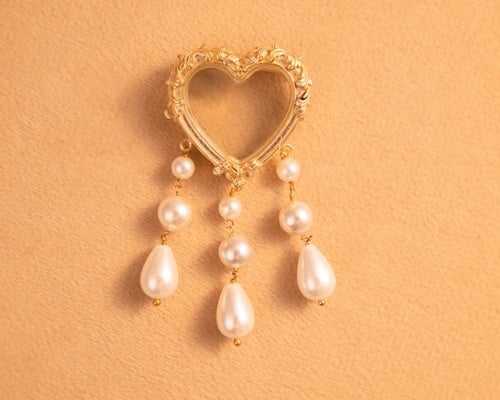 Tijori Pearl Sweet Heart BROOCH